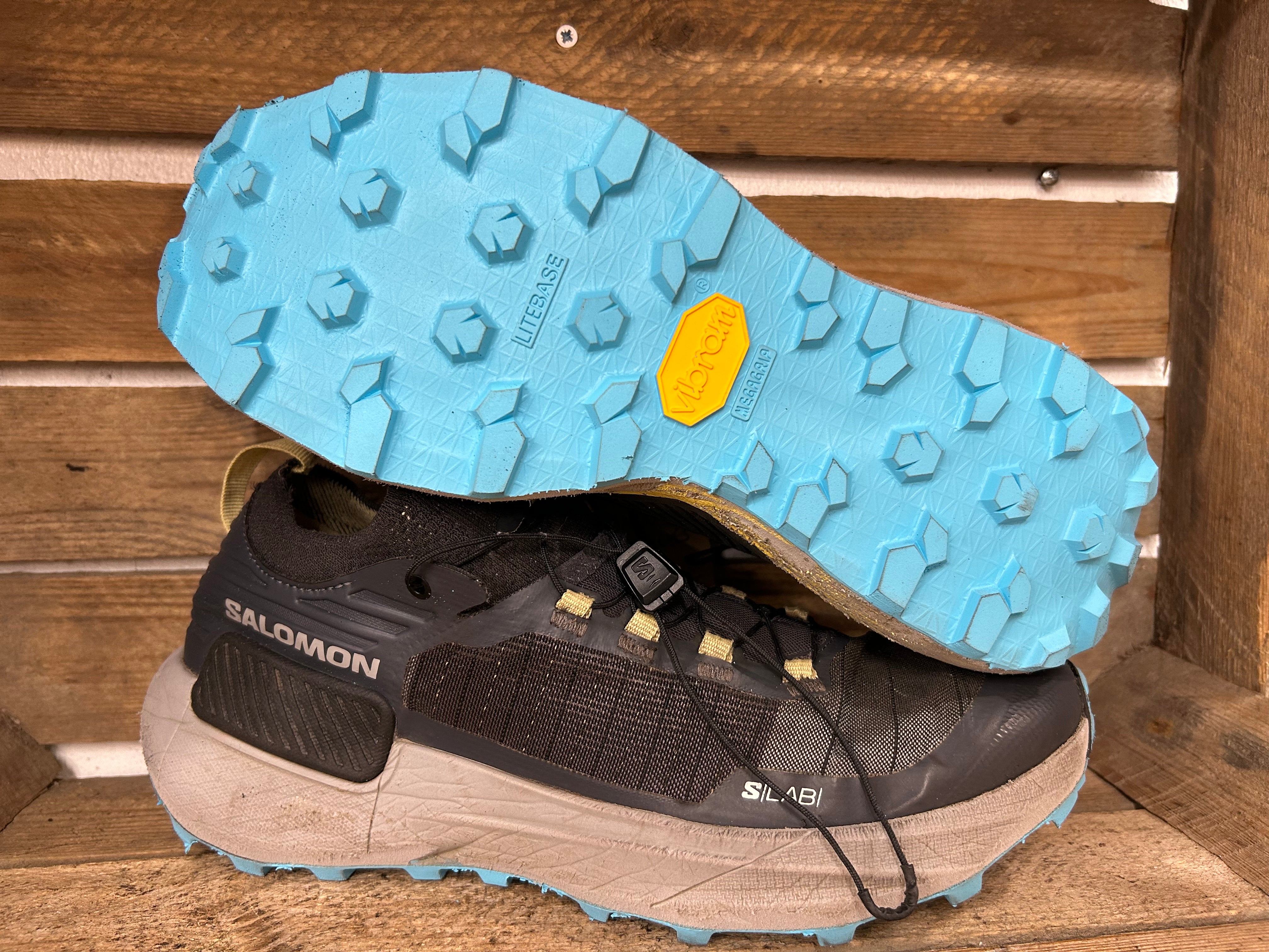 Resole deals salomon shoes