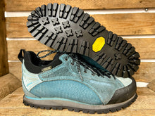 Load image into Gallery viewer, Scarpa Resole - The Key Cobbler
