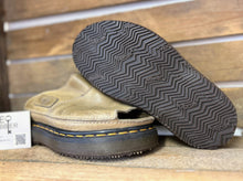 Load image into Gallery viewer, Vibram 7170 Lisk Resole - The Key Cobbler
